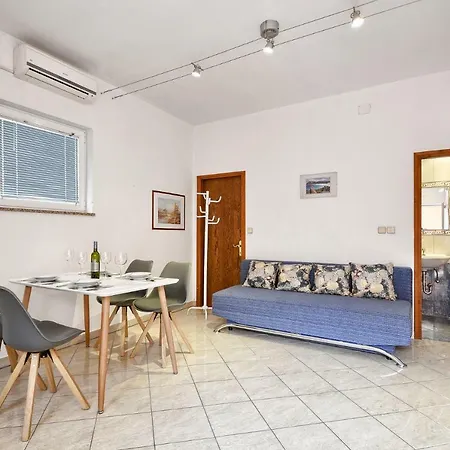 Picco Apartment